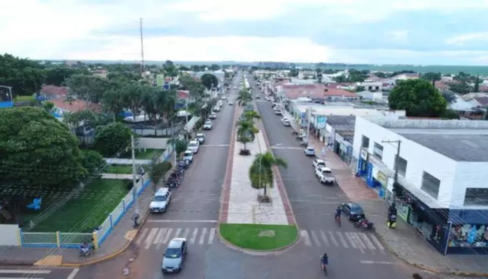 Funcionário é baleado e dois são presos após briga em tabacaria de Chapadão do Sul Idest Funcionário é baleado e dois são presos após briga em tabacaria de Chapadão do Sul Idest